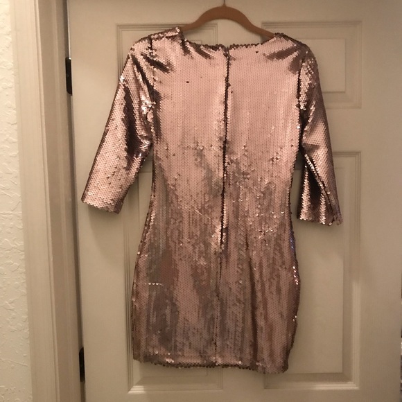 BB Dakota sequence dress - Picture 2 of 3